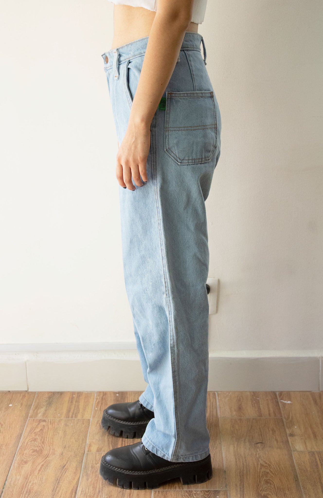 Comfort jeans / BLEACHED